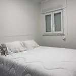 Apartament Casas Dona Emilia Vieira de Leiria