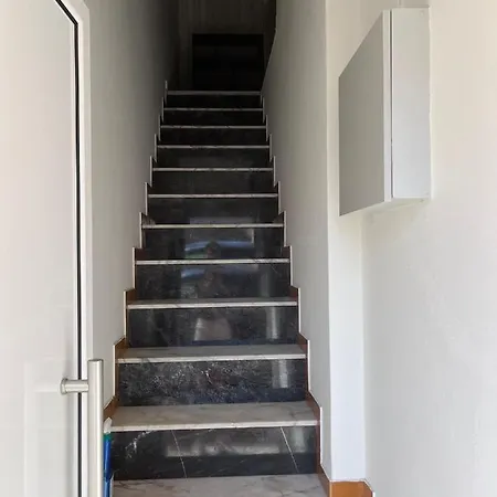 Casas Dona Emilia 莱里亚维埃拉